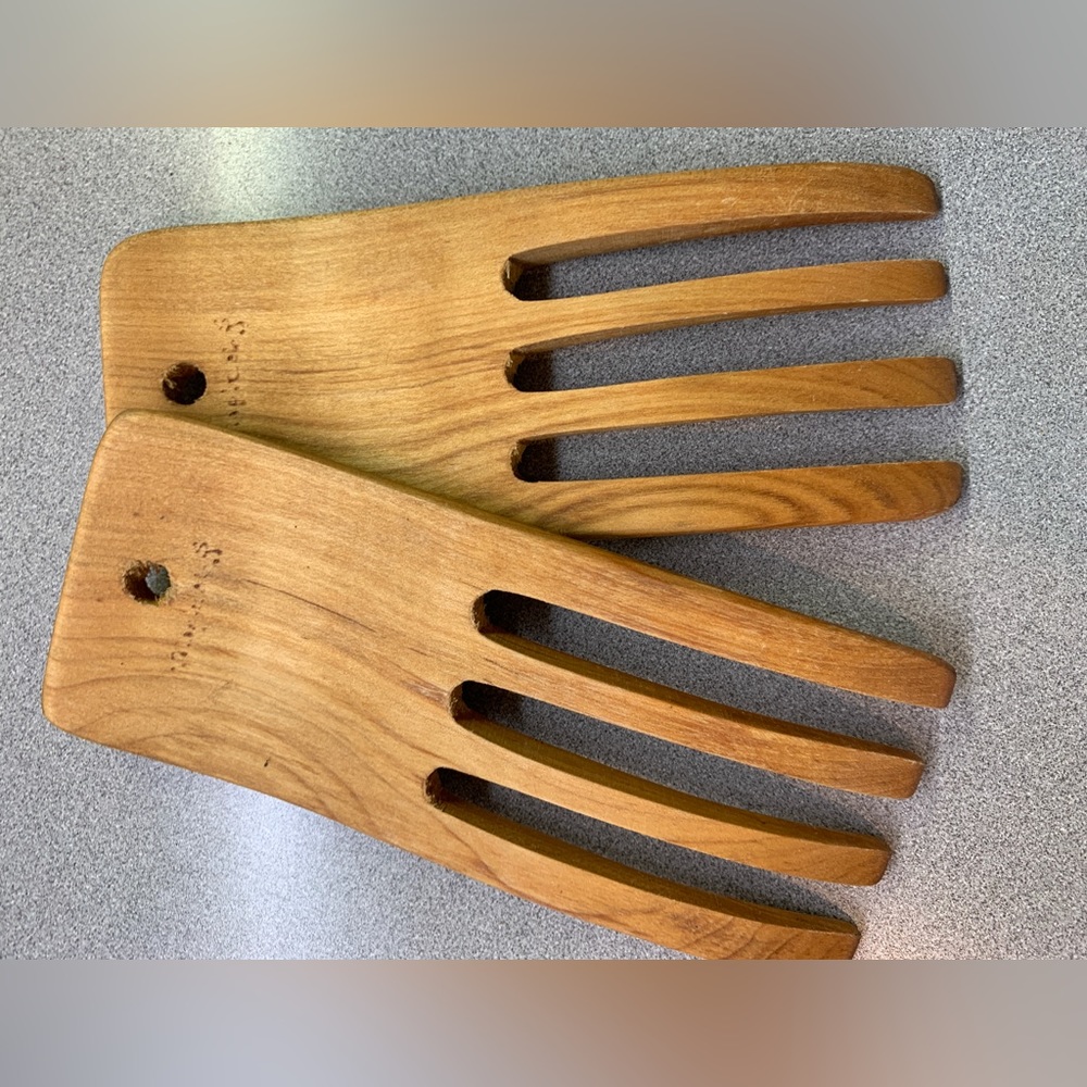 SALAD SERVING FORKS| Wood| salad hands